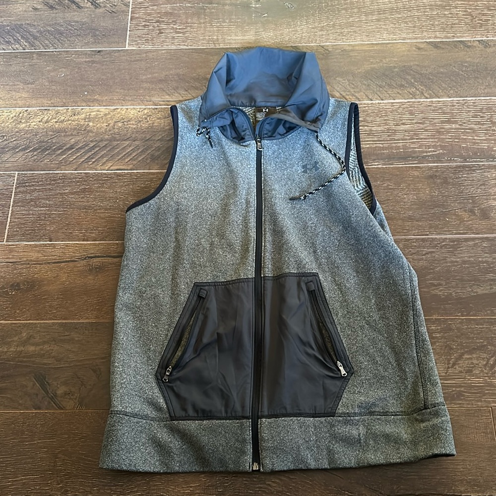Under Armour Vest women’s cold gear L